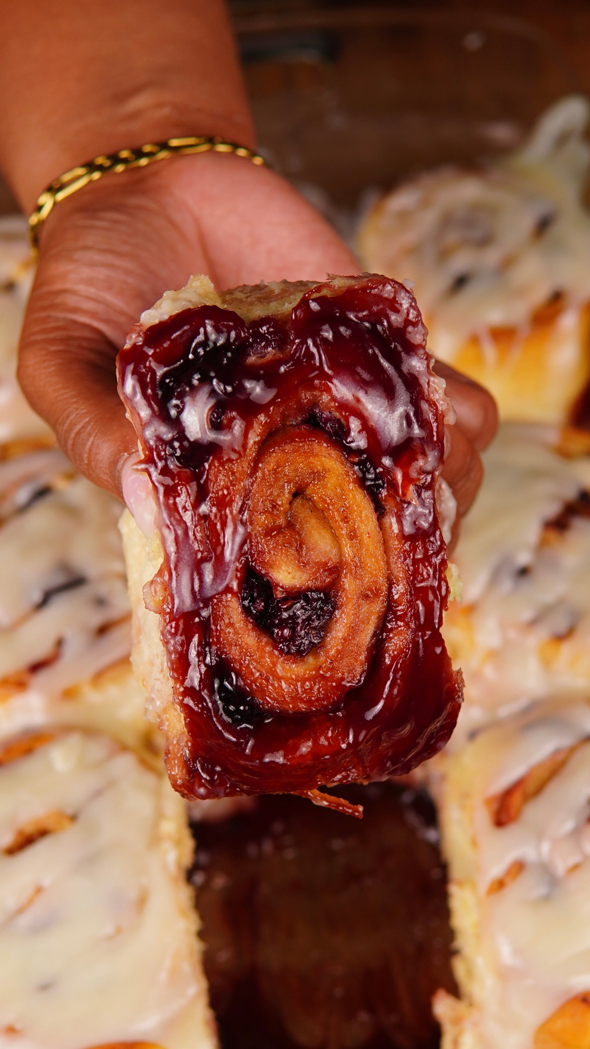 Blackberry Cinnamon rolls
